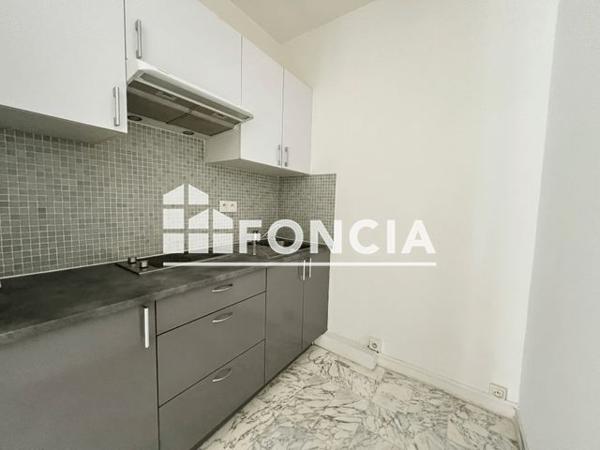 Location Appartement 2 pièces 36.1 m² - 26 RUE COMMANDANT ANDRE Cannes 06400