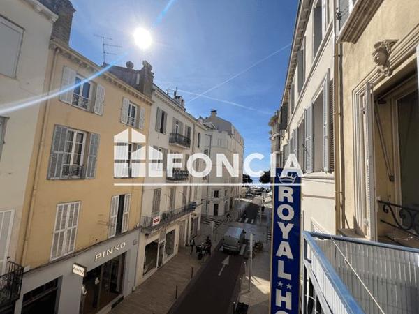 Location Appartement 2 pièces 36.1 m² - 26 RUE COMMANDANT ANDRE Cannes 06400