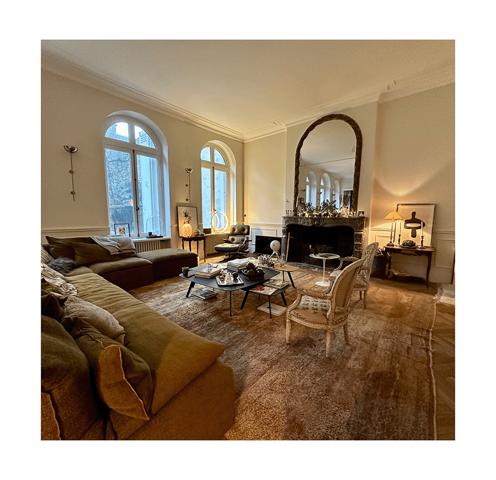 Bordeaux centre, Quinconces, dans Hôtel Particulier, superbe appartement bourgeois de 260 m2, avec jardin et piscine