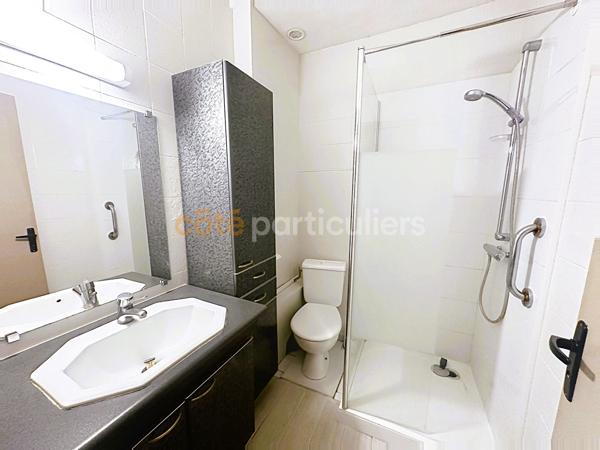 Vente
                Maison78 m² - 4 Pièces -
                    POITIERS (86000)