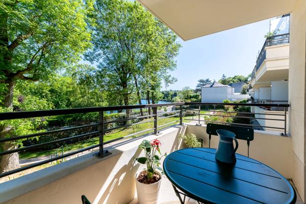 Appartement
         3 pièces
        - 65 m² Exclusivité 429 000 € *