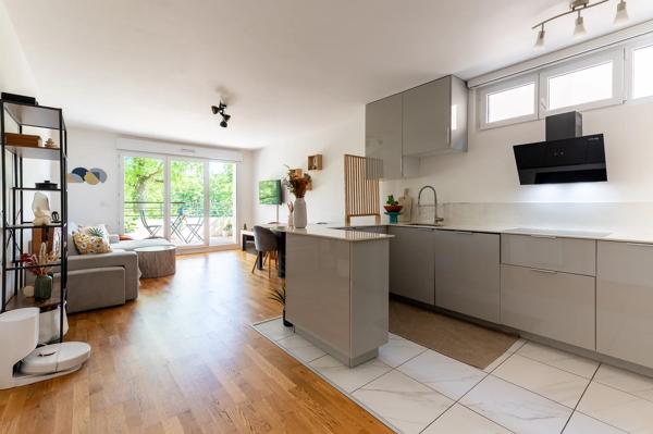 Appartement
         3 pièces
        - 65 m² Exclusivité 429 000 € *