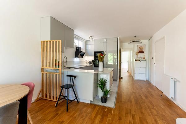 Appartement
         3 pièces
        - 65 m² Exclusivité 429 000 € *