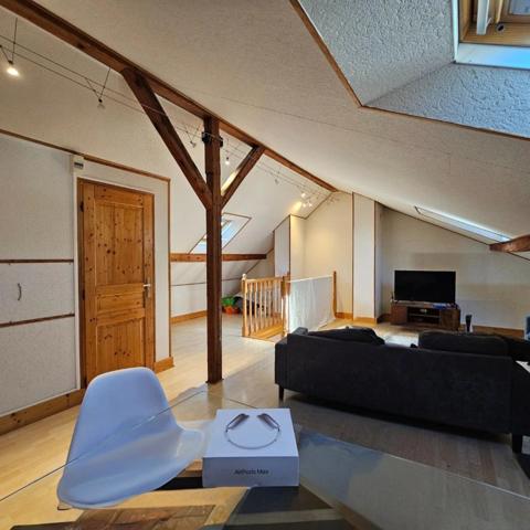 EXCLUSIF : Appartement Haussmannien en Duplex
