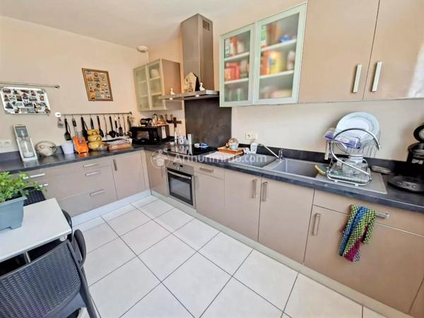 Vente                                                      Maison
                        
                     5 pièces                      90 m2                     à Aussillon