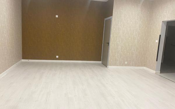 Immeuble à vendre    4 pièces •  Chaumont