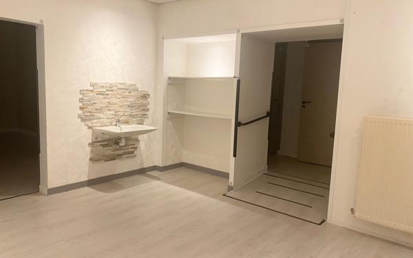 Immeuble à vendre    4 pièces •  Chaumont