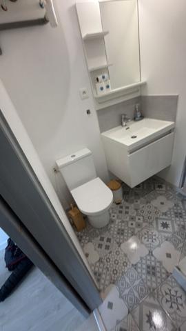 IDEAL ETUDIANT  studio meublé à louer avec jardin à La Rochelle