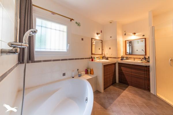 Maison 239 000 € Luzech 5 p 122 m² DPE D