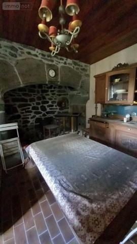 Maison à restaurer à vendre à Allanche dans le Cantal (15160), ref : FG/2356