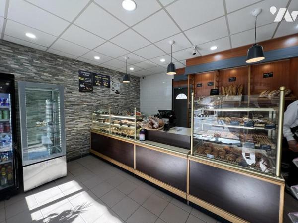 SAINT MAXIMIN : immeuble de rapport 