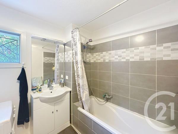 Appartement T3 à vendre  3 pièces - 64,20 m2 LA COLLE SUR LOUP - 06