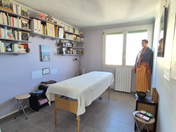 Appart dernier étage garage vue 95 m2 Alès (30100)