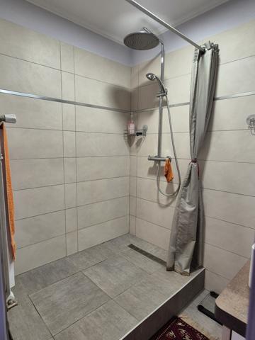 Appart dernier étage garage vue 95 m2 Alès (30100)
