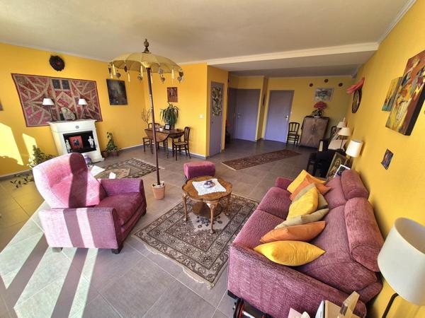Appart dernier étage garage vue 95 m2 Alès (30100)