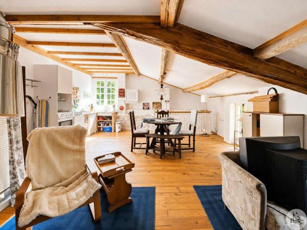 Ancienne ferme à la campagne proche Castillonnes