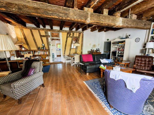 Ancienne ferme à la campagne proche Castillonnes