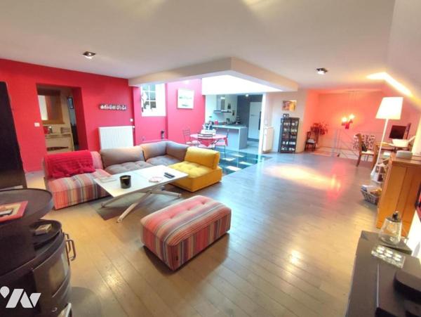 A Vendre Le Mans Hyper Centre ville spacieuse maison / loft de 4 chambres avec Garage et cave