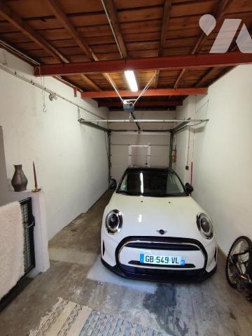 A Vendre Le Mans Hyper Centre ville spacieuse maison / loft de 4 chambres avec Garage et cave