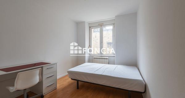 À vendre Appartement 4 pièces 78 m² - Laval 53000