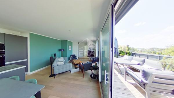 à Talence : sublime appartement au dernier étage à vendre de 114 m² (98m2 Carrez)