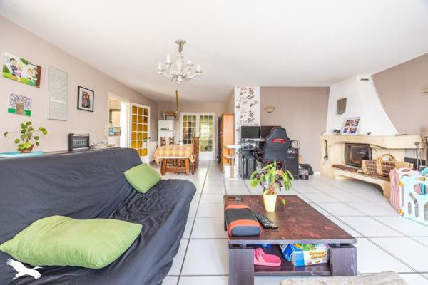 Maison à vendre |  Saint-Léger-de-la-Martinière |  6 pièces | 162 m²