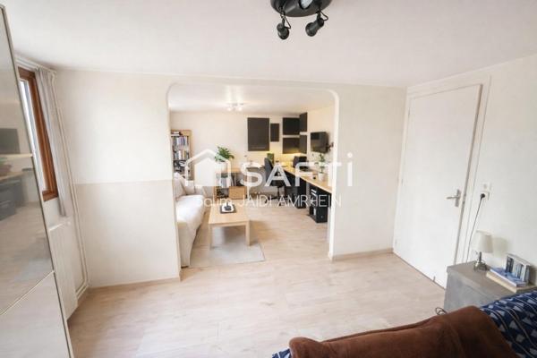 Investisseur ou maison familiale 600 mètres RER E