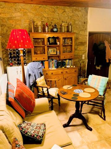 Saint-Sébastien-d'Aigrefeuille (30140) Jolie maison de village avec piscine et vue