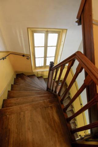 À vendre – Charmant studio lumineux avec grande terrasse privative et parking à Avon