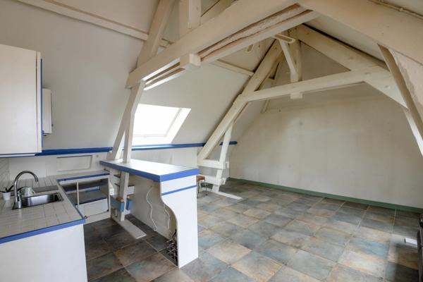 À vendre – Charmant studio lumineux avec grande terrasse privative et parking à Avon