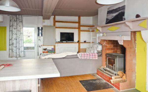 Maison à louer    3 pièces •  Mensignac