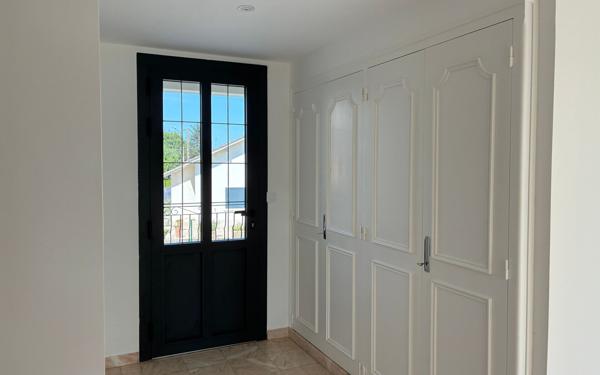 Appartement à louer    4 pièces •  Lescar