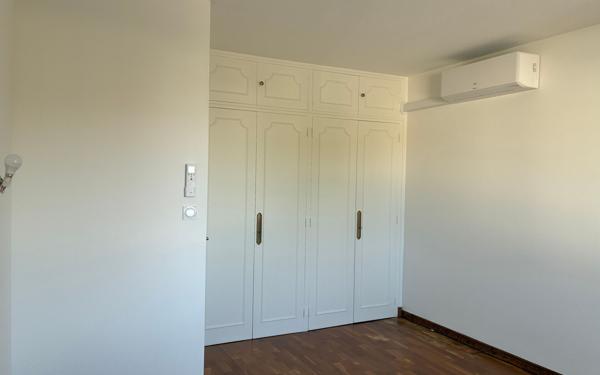 Appartement à louer    4 pièces •  Lescar