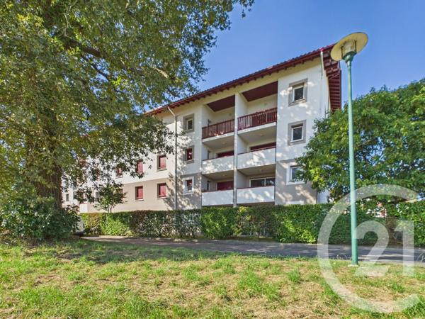 Appartement F3 Bis à vendre  4 pièces - 69,82 m 2   LARRESSORE  - 64