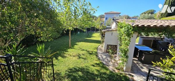 Puget sur Argens Maison individuelle de plain-pied 5 pièces sur un terrain de 1100 m2