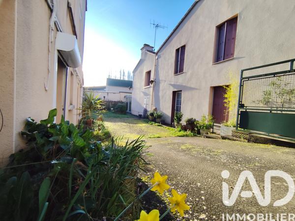 Maison à vendre 5 pièces 164 m² Chasseneuil-du-Poitou