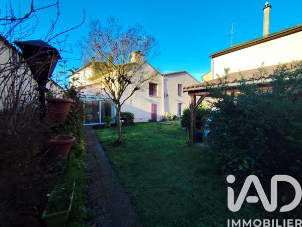 Maison à vendre 5 pièces 164 m² Chasseneuil-du-Poitou