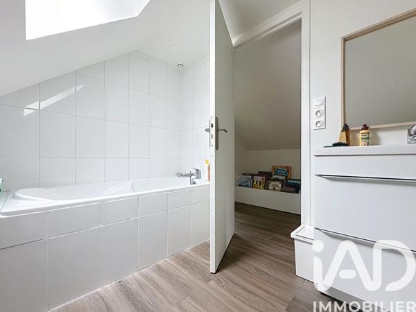 Maison à vendre 6 pièces 93 m² Saint-Fargeau-Ponthierry