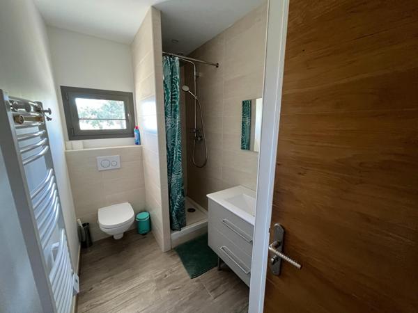 Superbe Villa T5 avec piscine en bord de mer