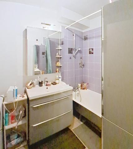 Spacieux appartement 3 chambres, balcon et garage