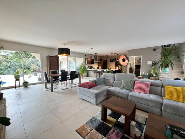 Maison Saint Jean Le Blanc 7 pièce(s) 300 m2