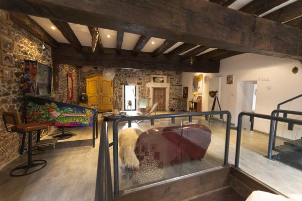 Maison coup de cœur avec piscine - 5 Suites - 445 m² - Villerest (42300) – 690 000 euros