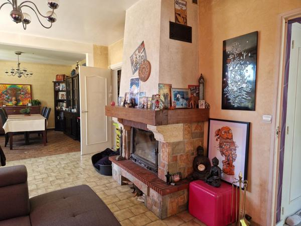 Maison de campagne sur sous-sol 4 chambres grand terrain de plus de 8000 m2avec puits