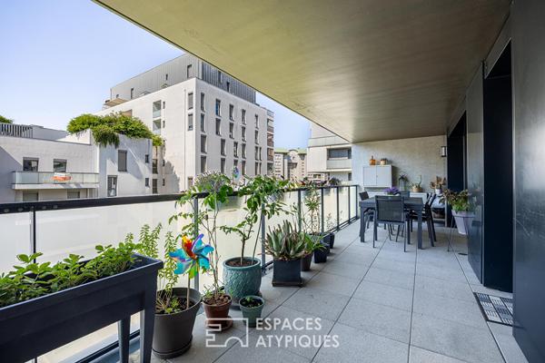 Appartement contemporain avec terrasse et garage