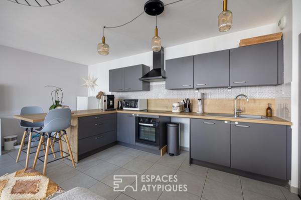 Appartement contemporain avec terrasse et garage