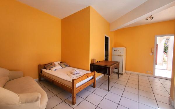 Maison à vendre    5 pièces • 190 m2 Bassussarry