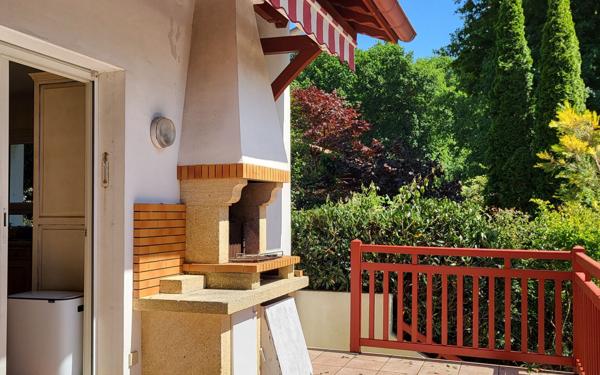 Maison à vendre    5 pièces • 190 m2 Bassussarry