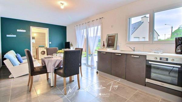 PORT-BLANC – PROPRIÉTÉ CONTEMPORAINE AVEC GÎTE INDÉPENDANT À 500 M DES PLAGES