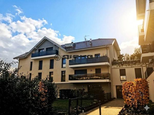 Appartement 3 pièces 66 m² CHEVRY - 01170