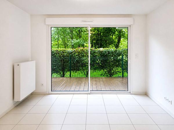 Appartement 3 pièces 66 m² CHEVRY - 01170